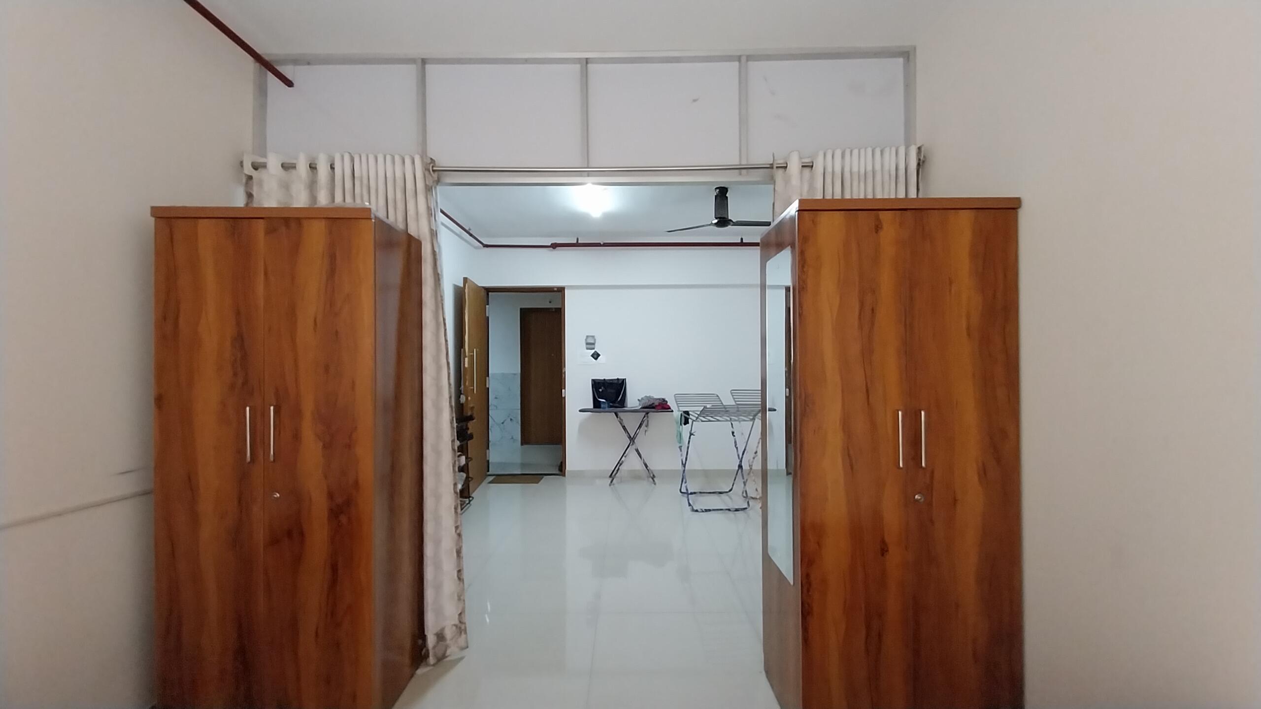 Juhu 2 Bhk Rent
