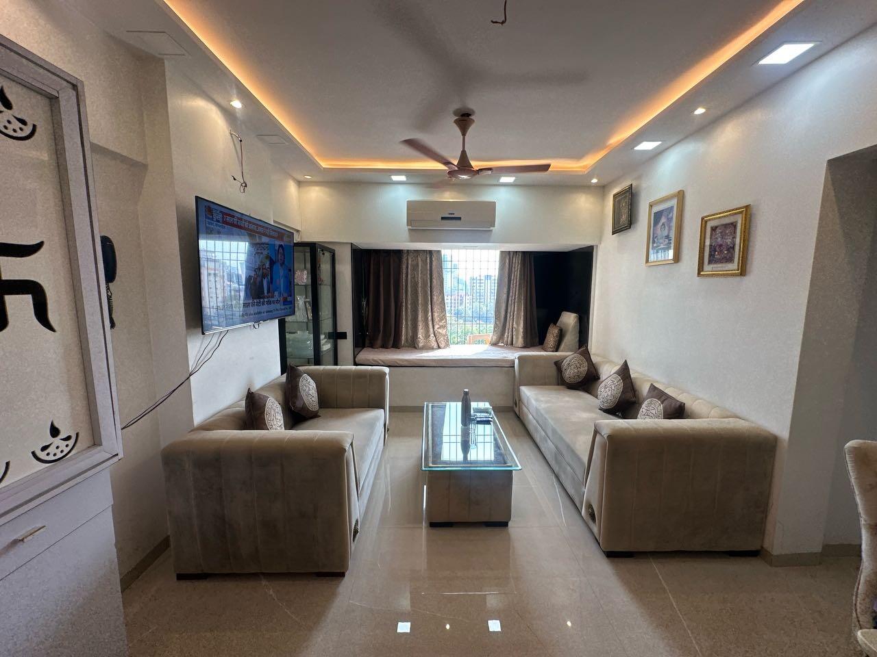 Ladies Hostel In Malad West