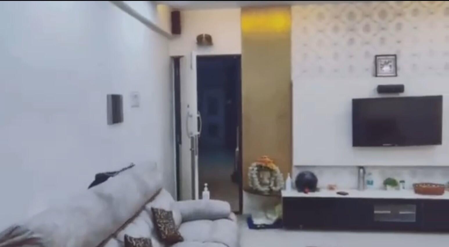 Ladies Hostel In Malad West