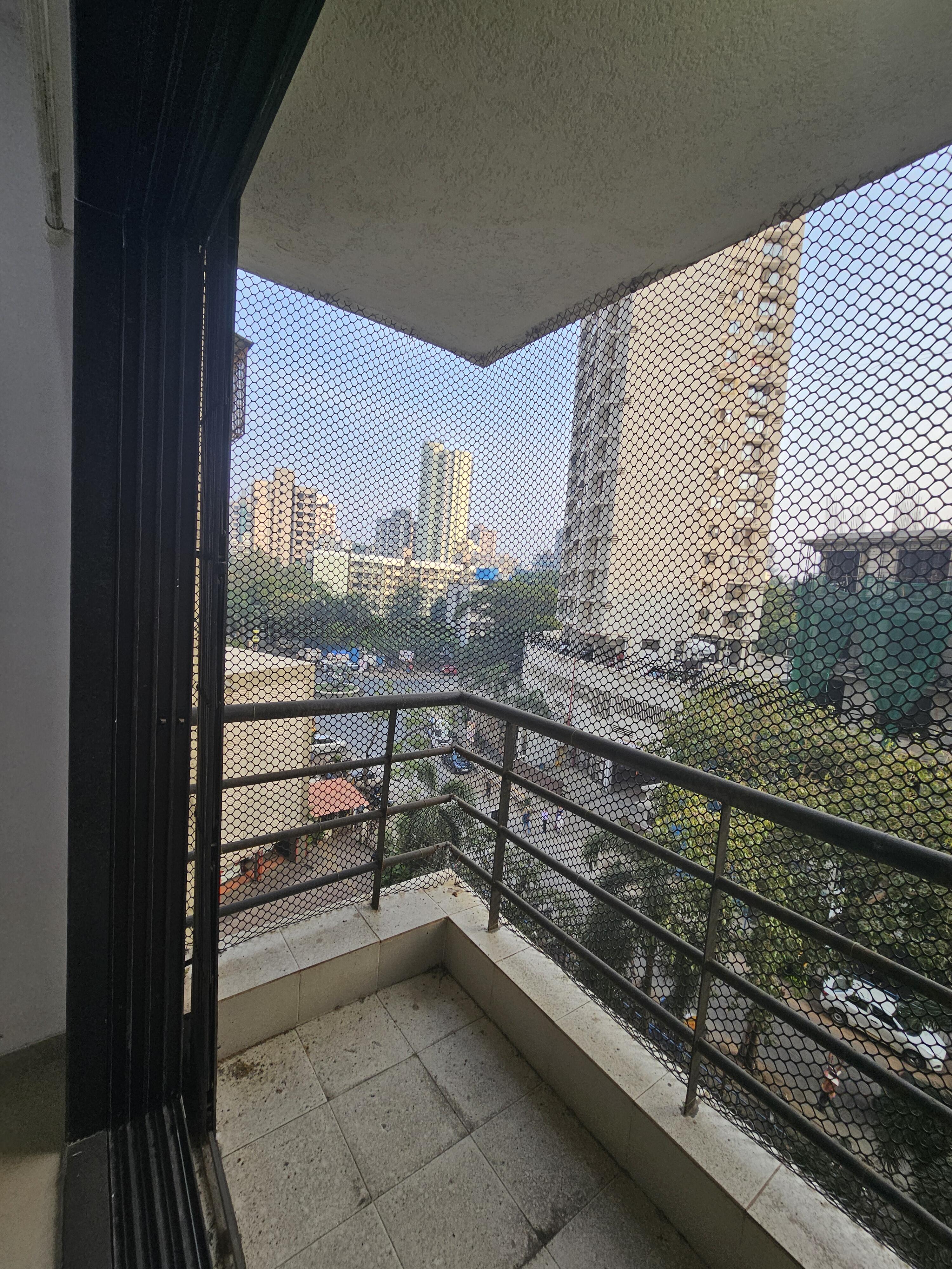 Ladies Hostel In Malad West
