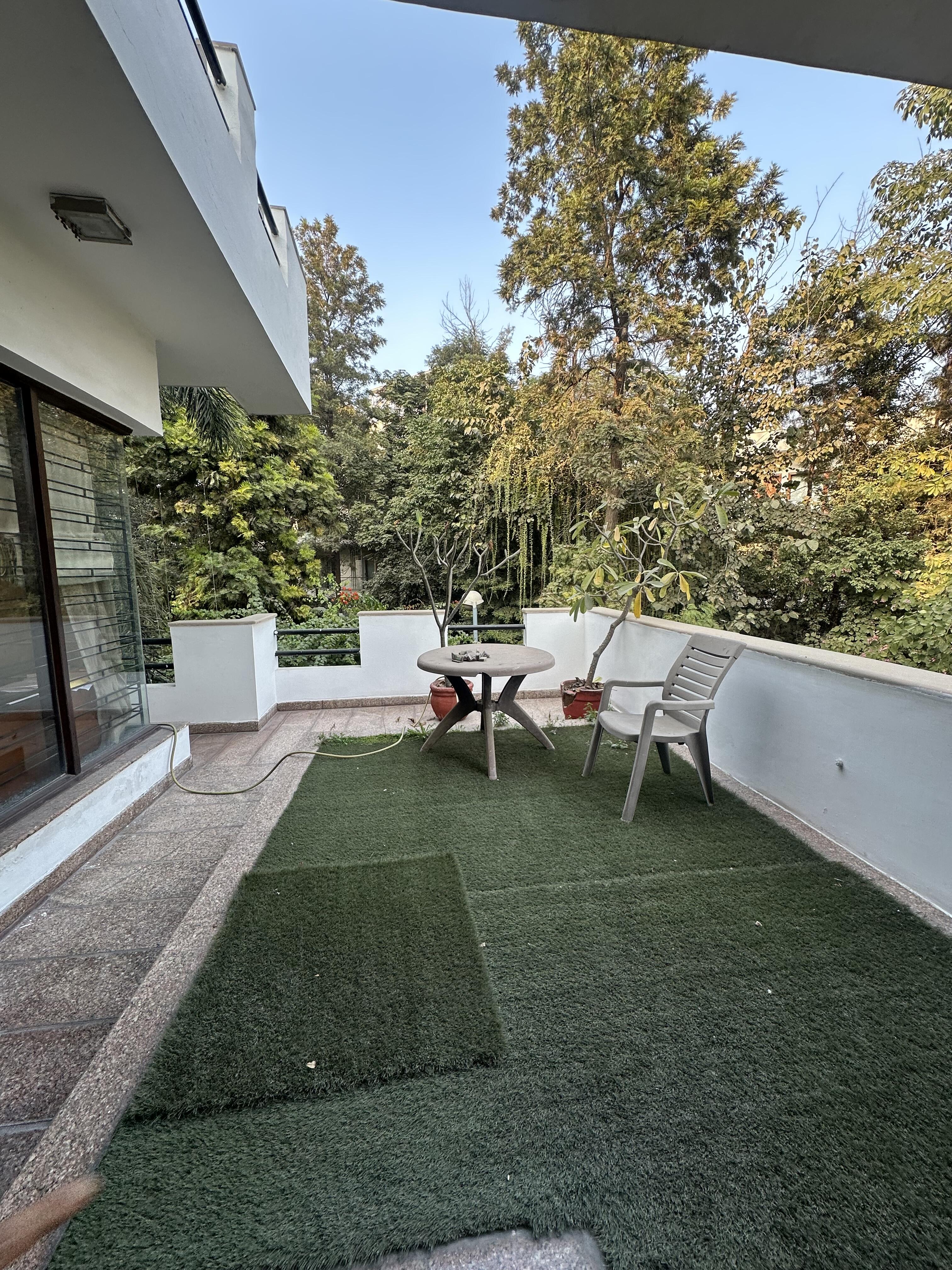 2bhk Flat In Noida Sector 34