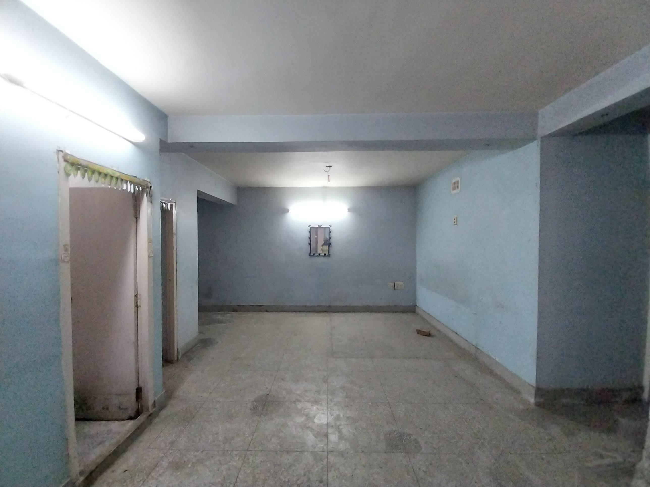 Flat For Rent In Bangur Barrackpore