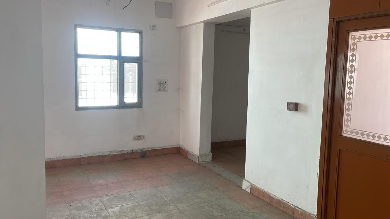 Office Space For Rent In Shankar Market Chanakya Puri