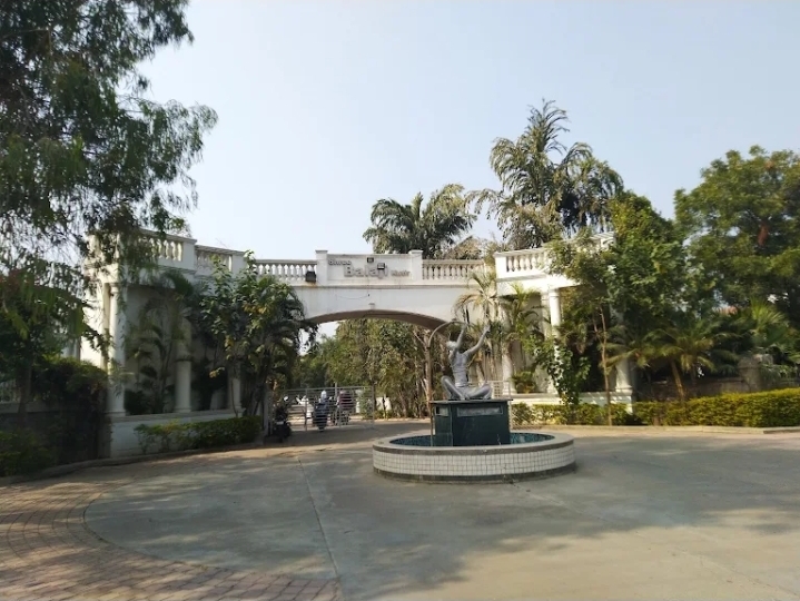 Villa For Rent In Tragad Ghatlodiya