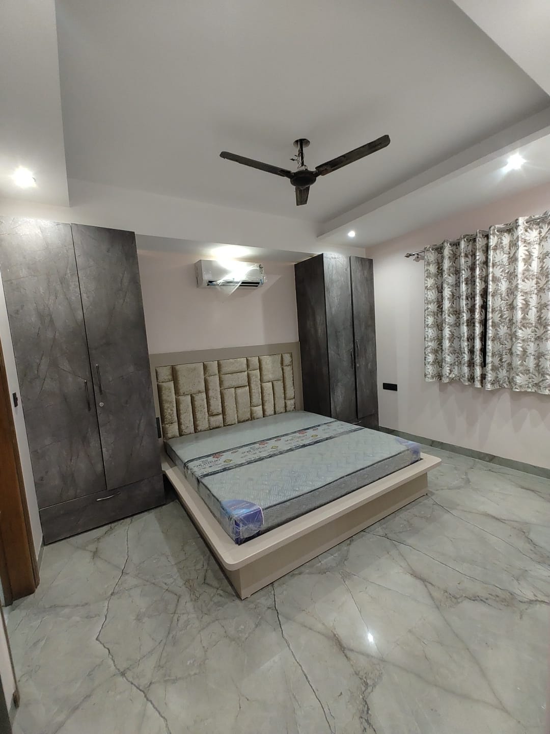 Rent Builder Floor In Gurugram