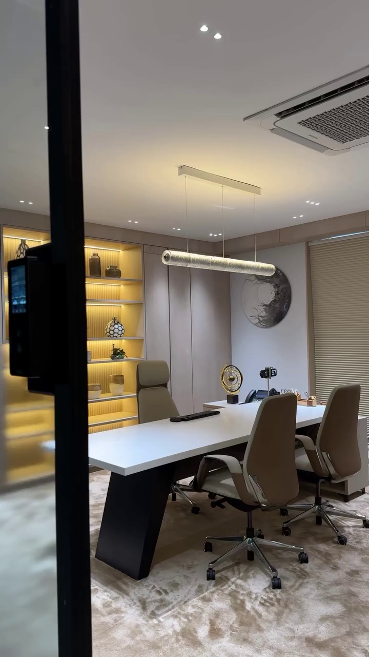 1 Rk In Thakur Complex For Sale