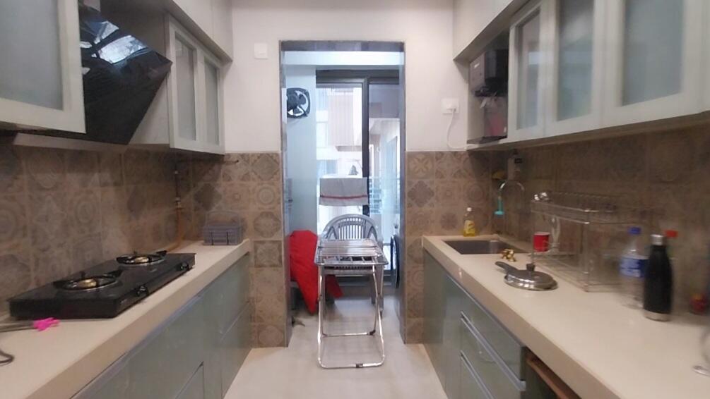 Ladies Hostel In Malad West