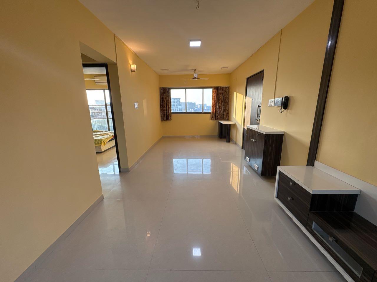 Hostel In Vile Parle