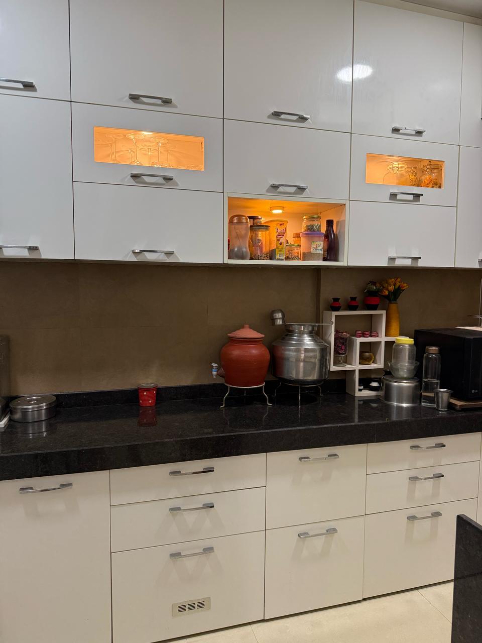 Hostel In Vile Parle