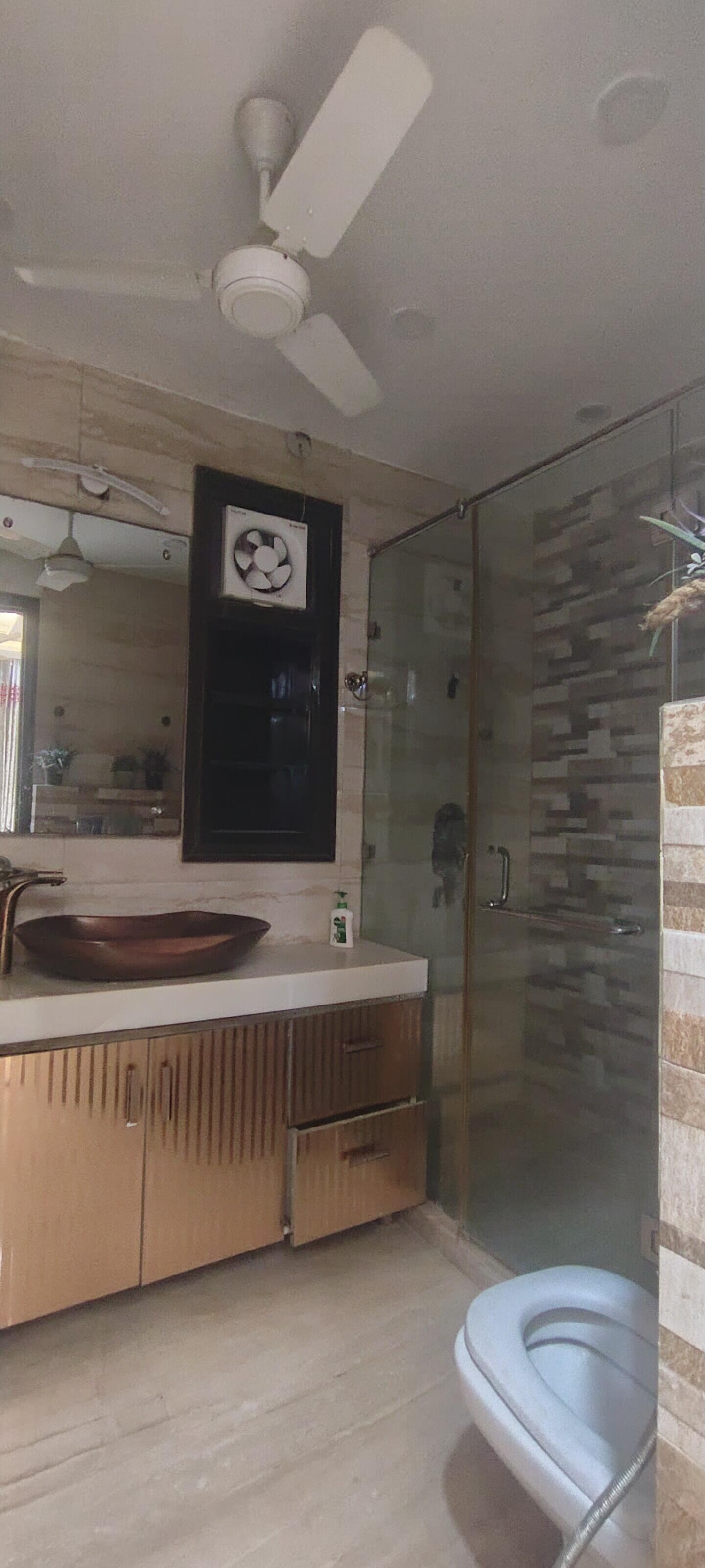 Flat For Rent In Jm Aroma Noida