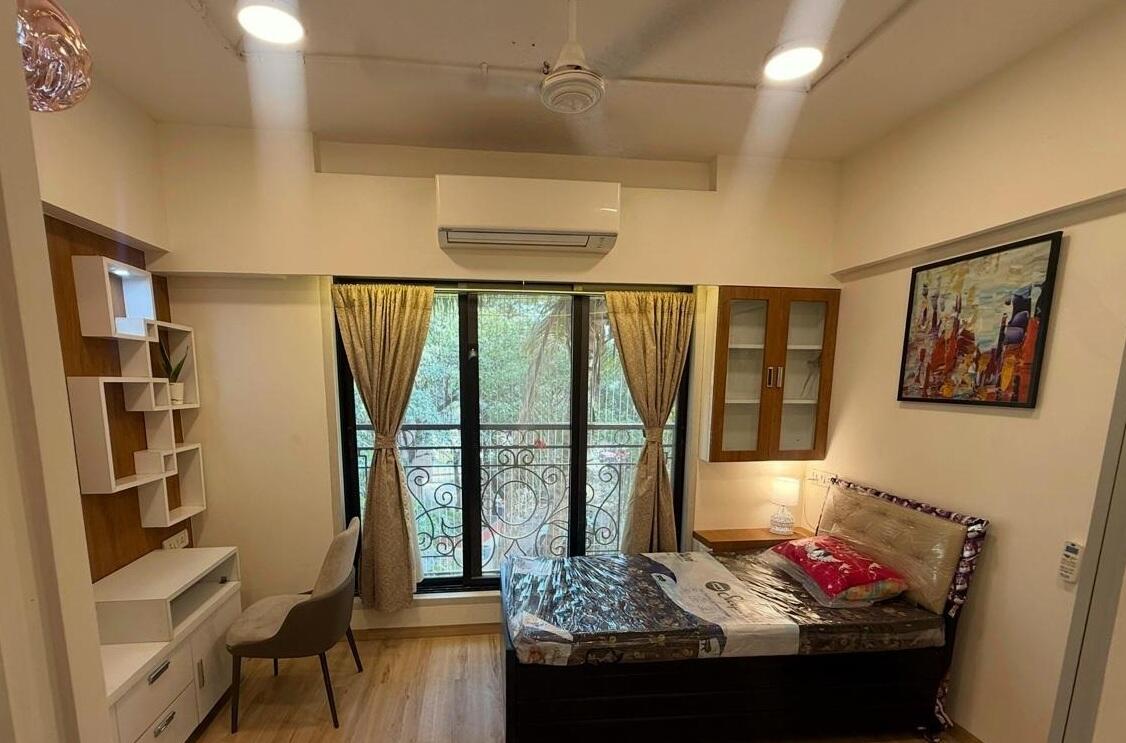 Juhu 2 Bhk Rent
