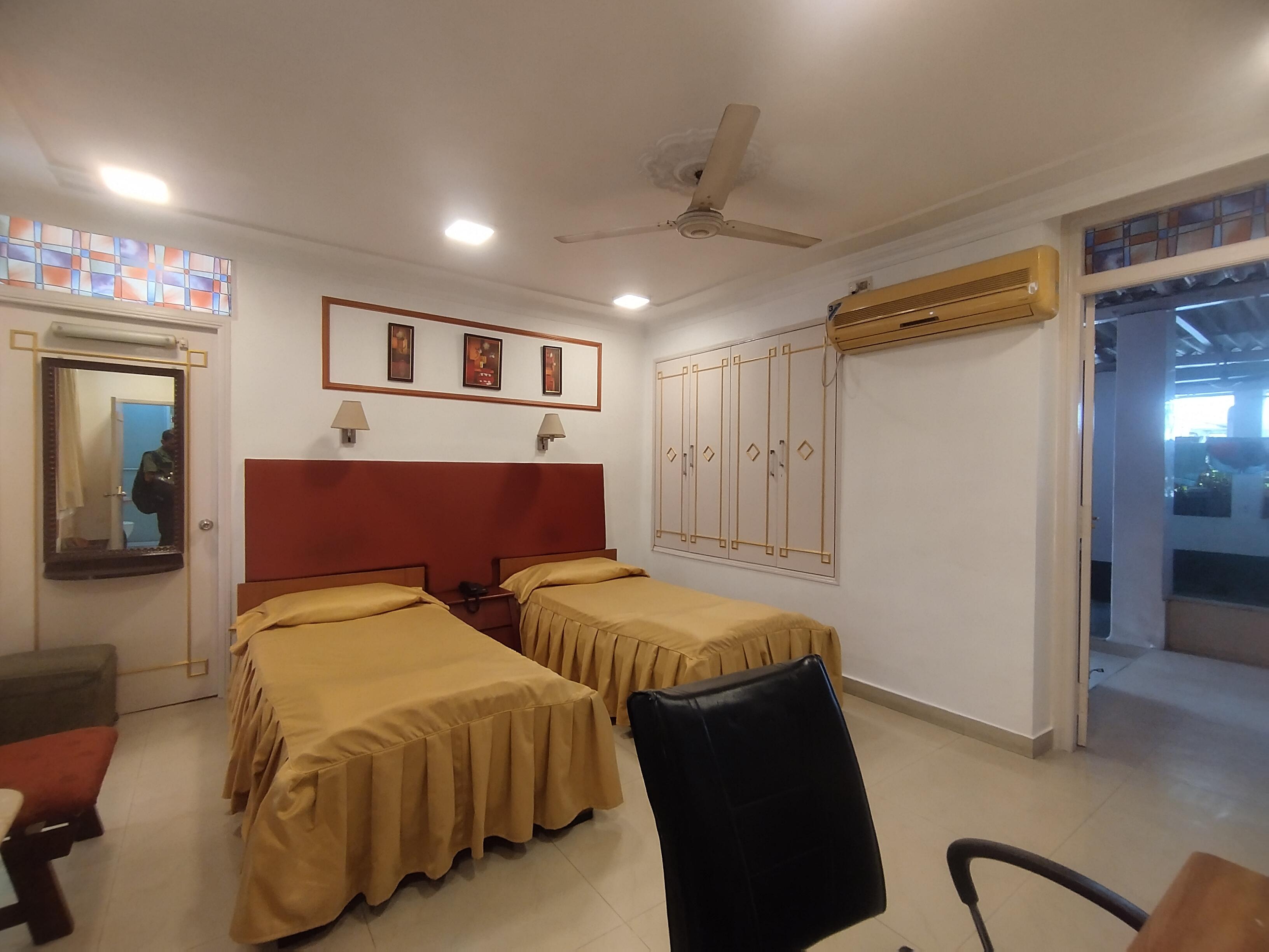 House In Kolkata Within 10 Lakhs