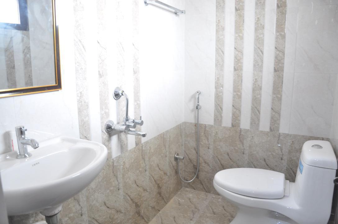 Nallagandla 2 Bhk Rent