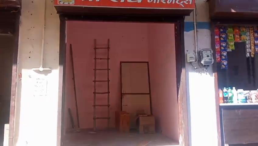 Showroom For Rent In Indraprastha Extension Preet Vihar