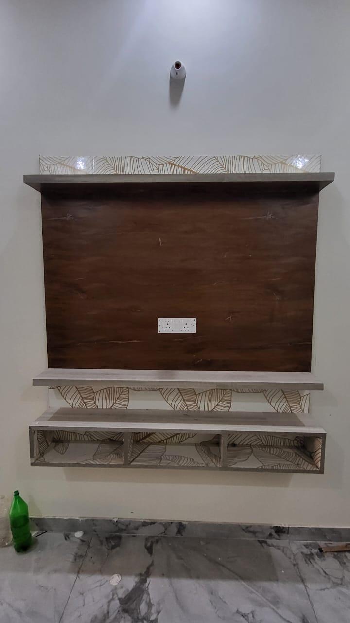 Shop For Sale In Math Rajpura