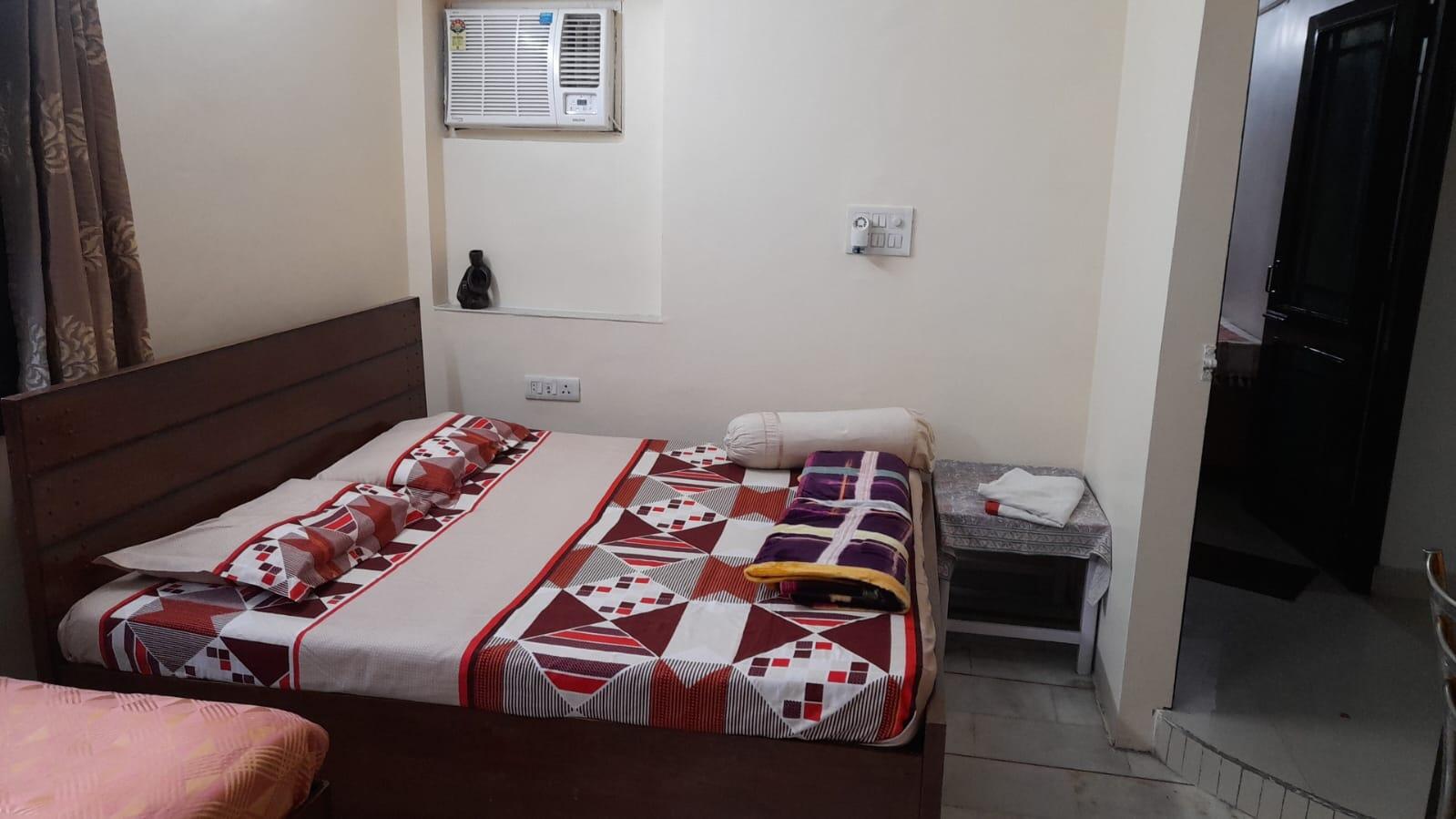 Flat For Rent In Jm Aroma Noida